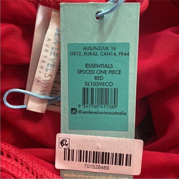 Sea Level Swim NWT Spliced Plunge One Piece Red
Size 12 - Picture 12 of 14